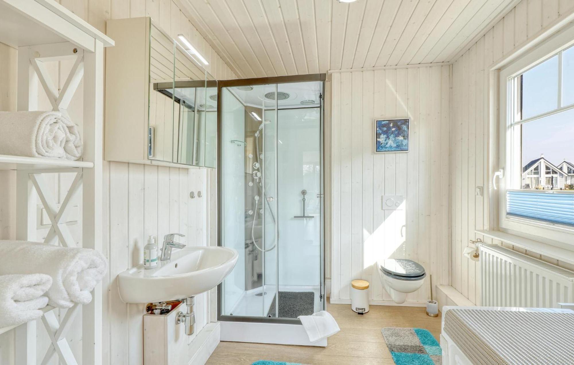 Beautiful Home In Zerpenschleuse With Kitchen Exteriör bild