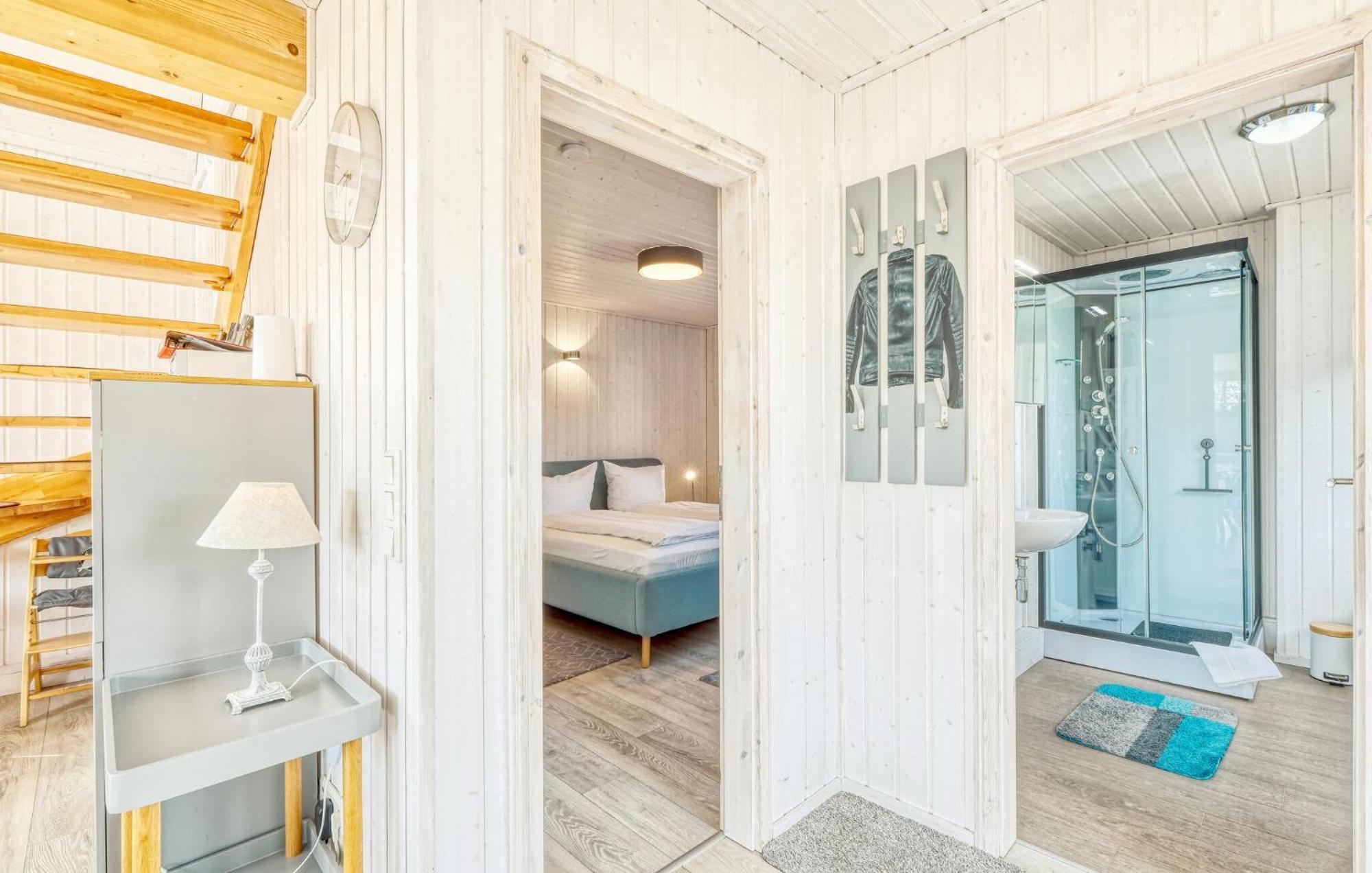 Beautiful Home In Zerpenschleuse With Kitchen Exteriör bild